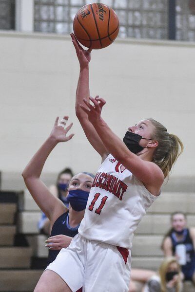 Bounce Passes: Conquering Chieftains ran the NEC behind five fabulous seniors
